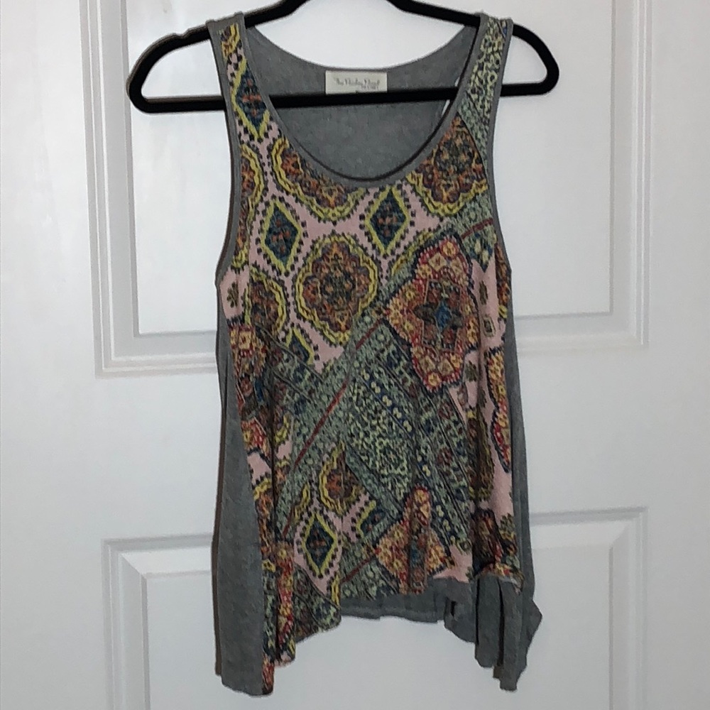 The Paisley Parrot Shark Bite Tank Medium
